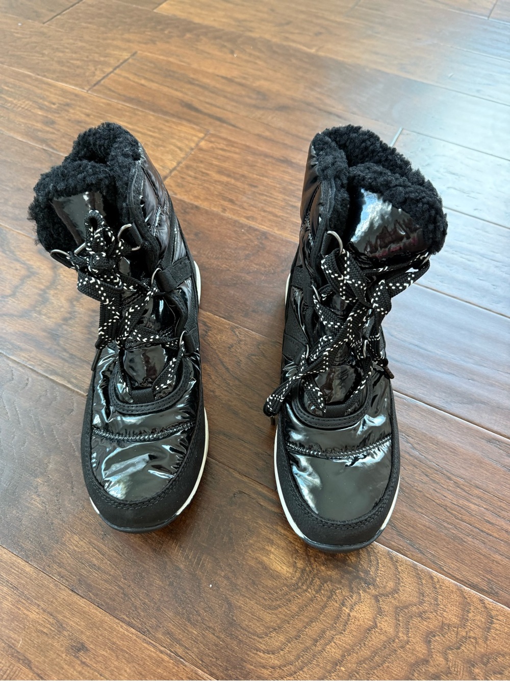 Sorel Black Women's Winter Lace-Up Insulated Boots
